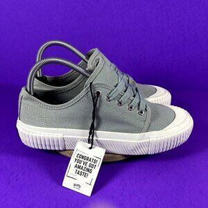 Guffy The Spicewood‎ Grey Low Top Cap Toe Canvas Sneakers Shoes Women's Sz 8 NWT
